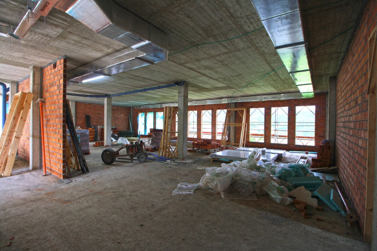 Obras de construcción de la nueva residencia de la tercera edad de Cerdedo