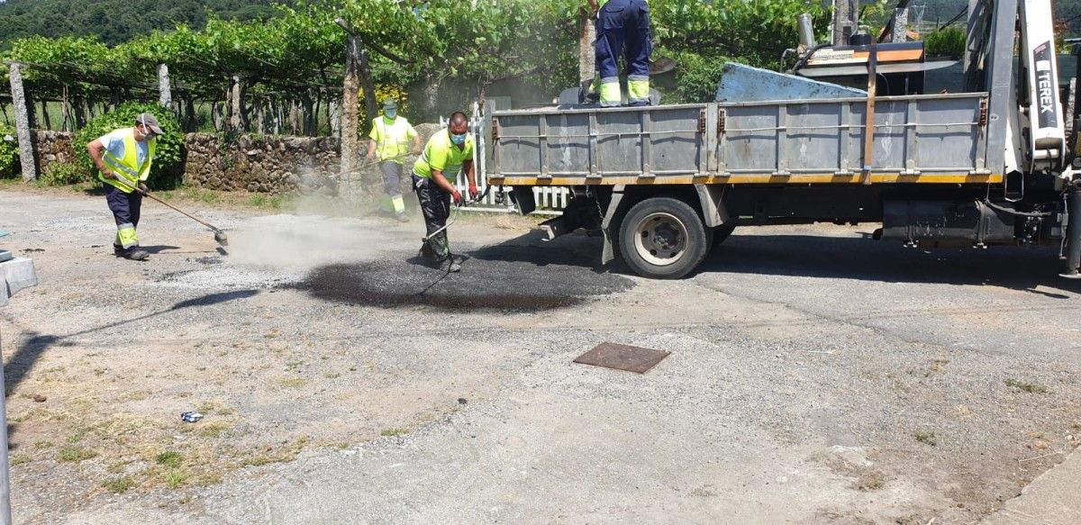 Plan de bacheo en vías de Caldas
