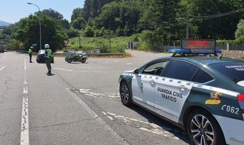 Control da Garda Civil de Tráfico