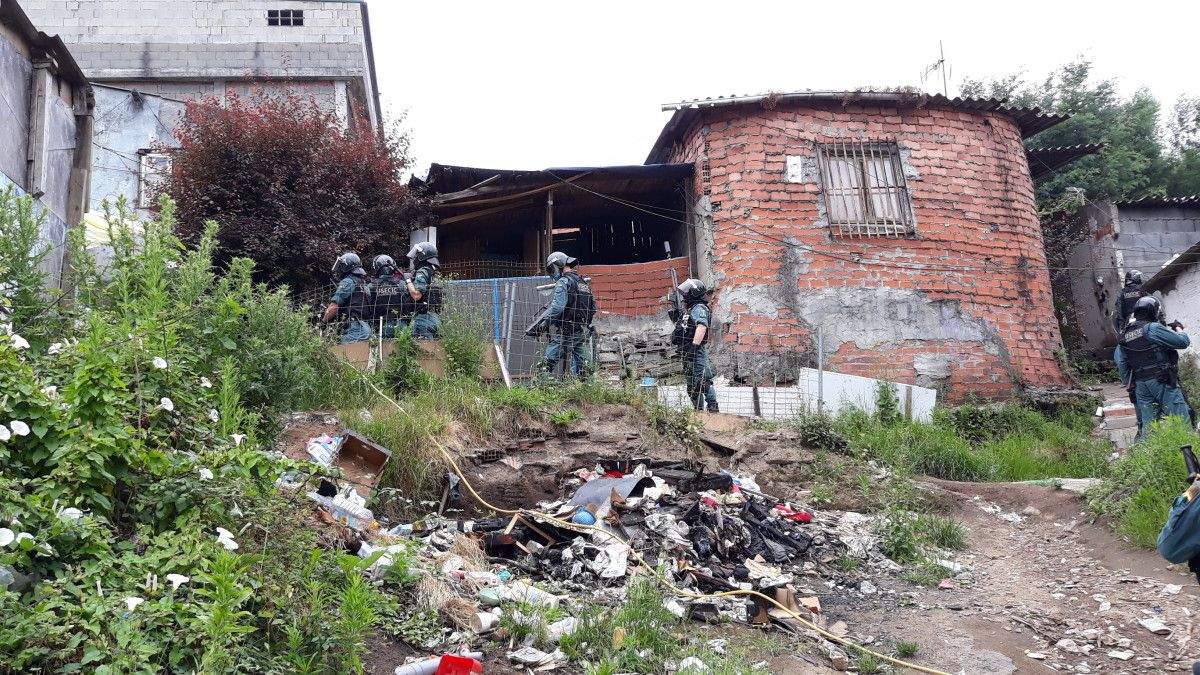 Operativo contra o tráfico de drogas no poboado chabolista do Vao