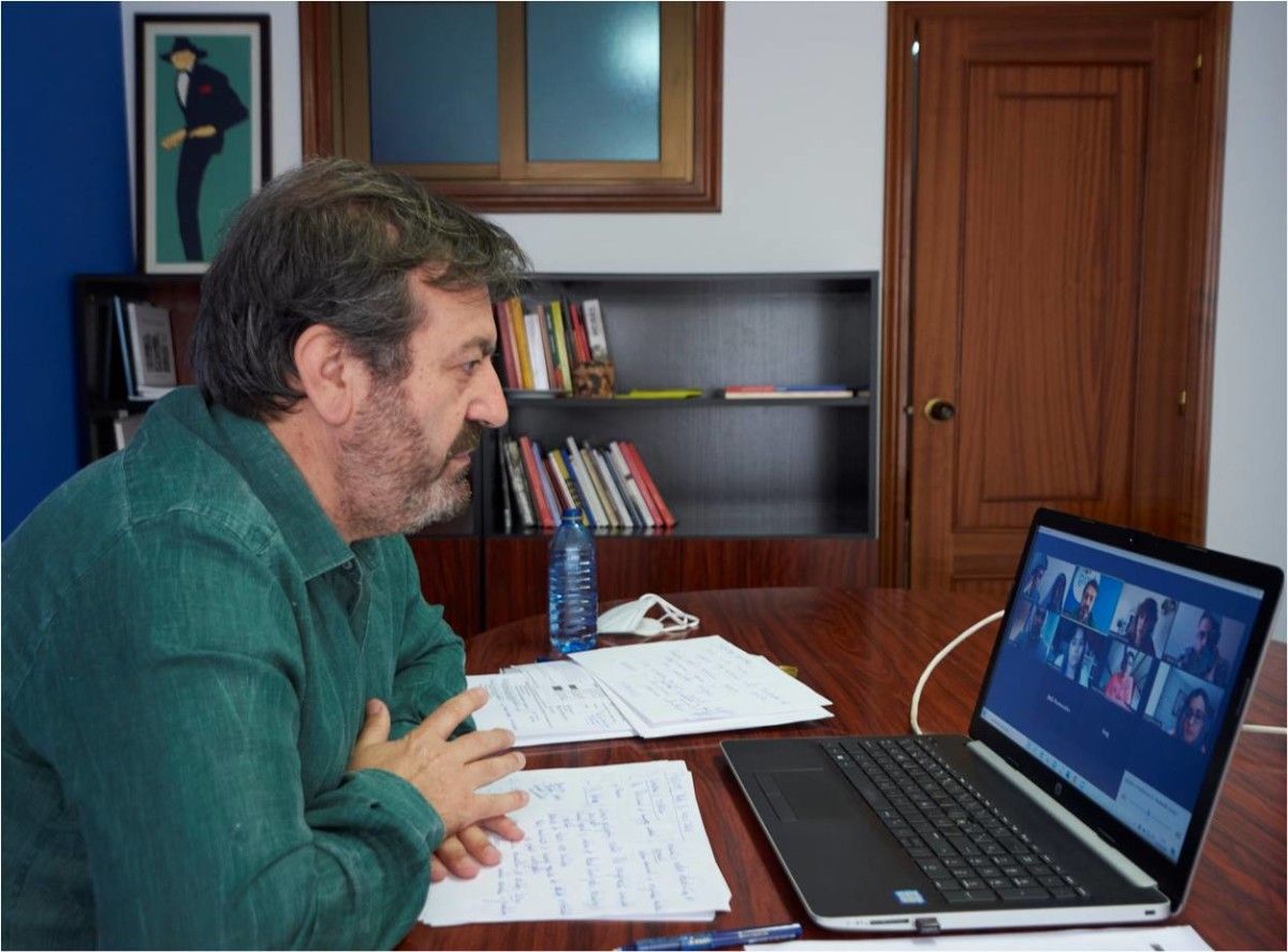 Luís Bará, cabeza de lista del BNG por Pontevedra, en el encuentro telemático