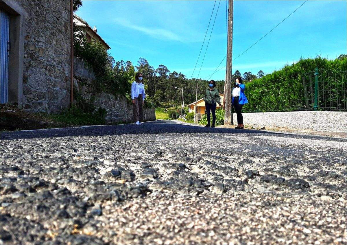 Visita da alcaldesa de Moraña á estrada EP-0503 Mane-Rebón