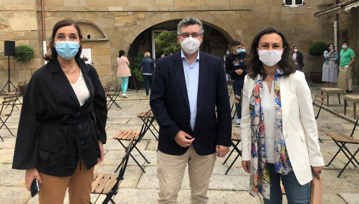 Pilar Rojo, Javier Bas y María Ramallo