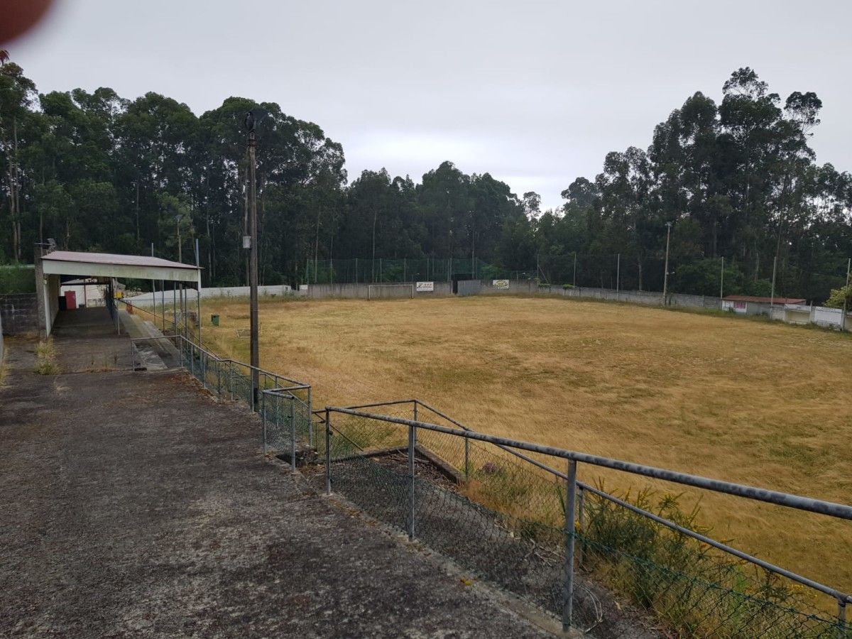 Campo de fútbol de Dorrón