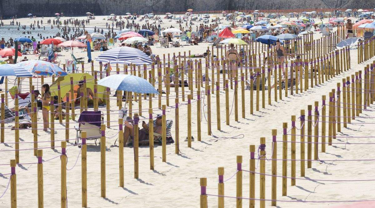 Praia de Silgar coas áreas parceladas