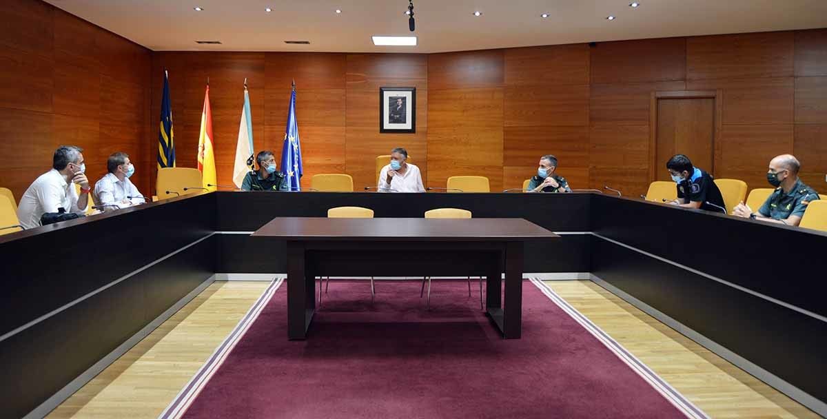 Xuntanza para a coordinación policial en Sanxenxo