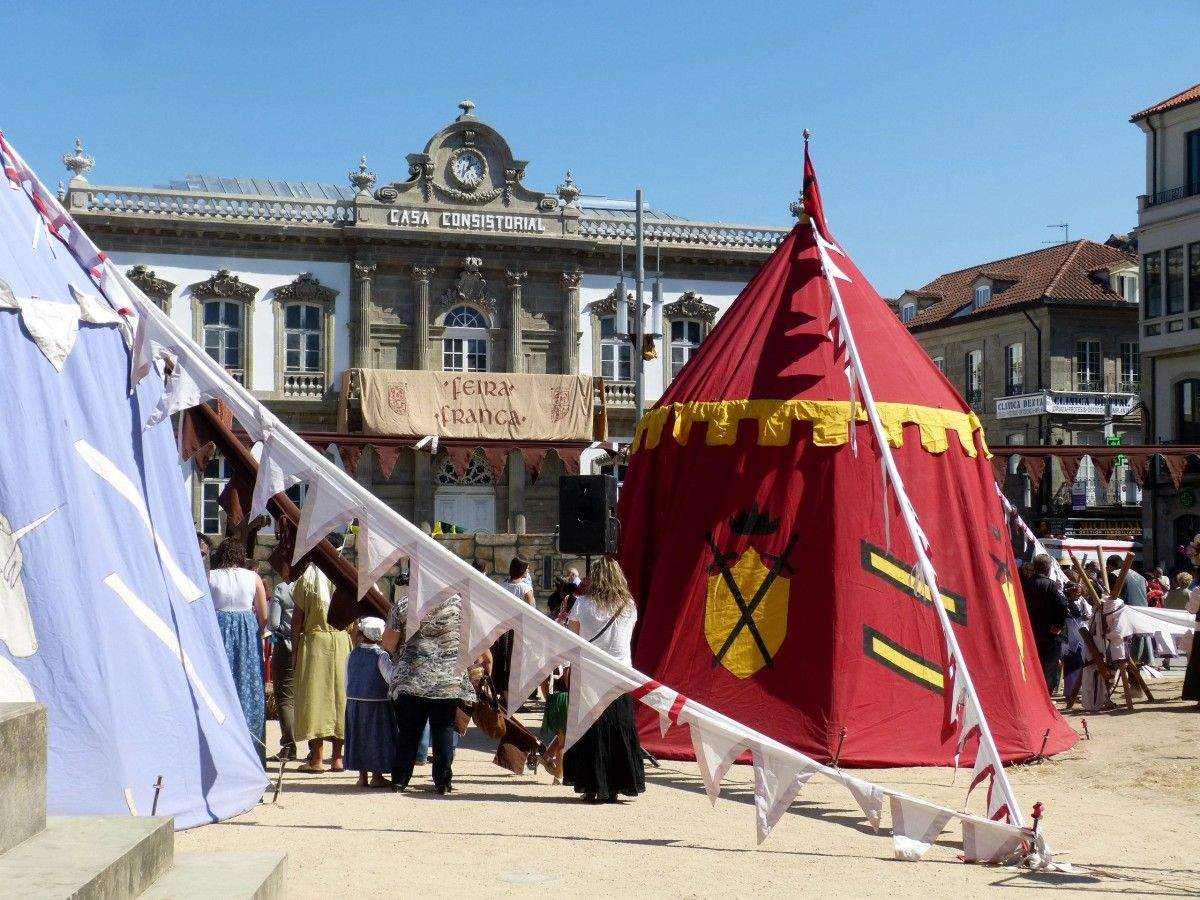 Aspecto da Praza de España durante a Feira Franca 2013 Aspecto da Praza de España durante a Feira Franca 2013
