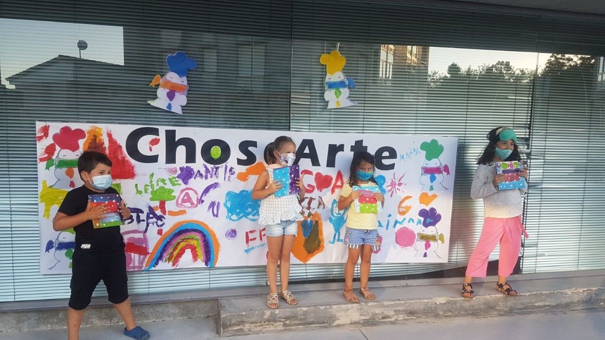 Niños participantes en los talleres del 'Verán cultural' de Cuntis