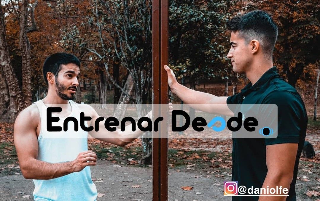 Daniel Oliveira Fernández (á dereita da imaxe), é o emprendedor da APP 'Adestrar desde 0'