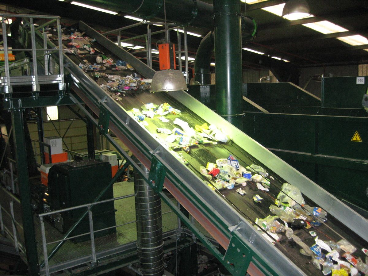 Planta automatizada de selección envases lixeiros