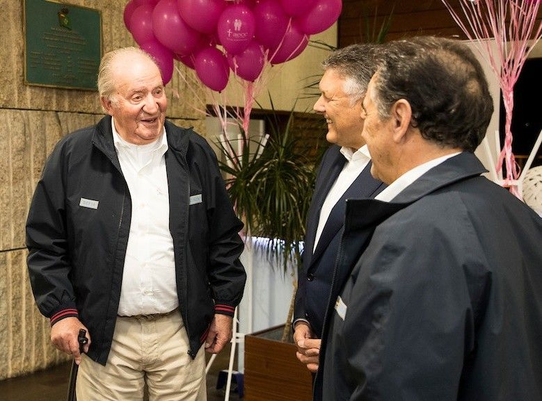 El rey emérito, Juan Carlos I con Telmo Martín y Pedro Campos