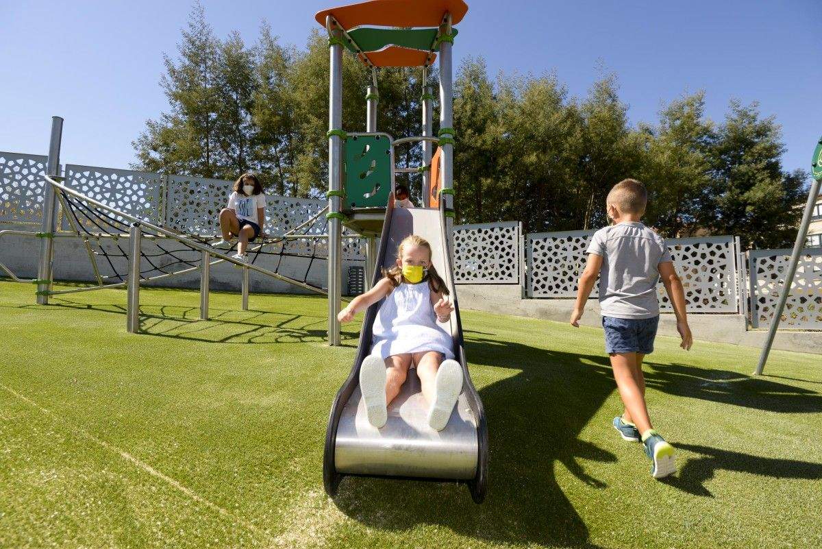 Apertura del parque infantil de Médico Ballina