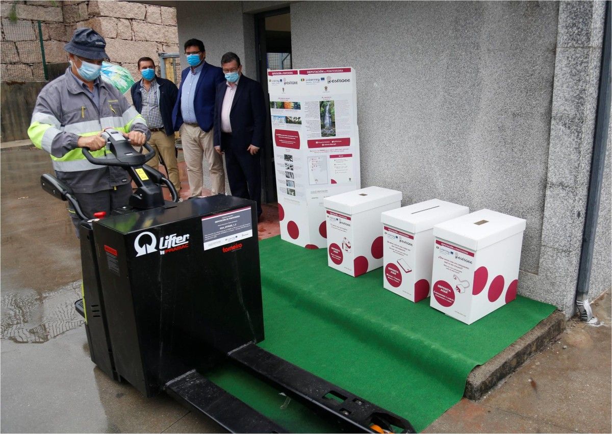 Visita al punto limpo de Meaño