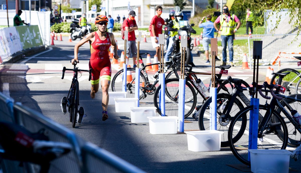 Categoría elite feminina do Campionato de España Sprint de Tríatlon