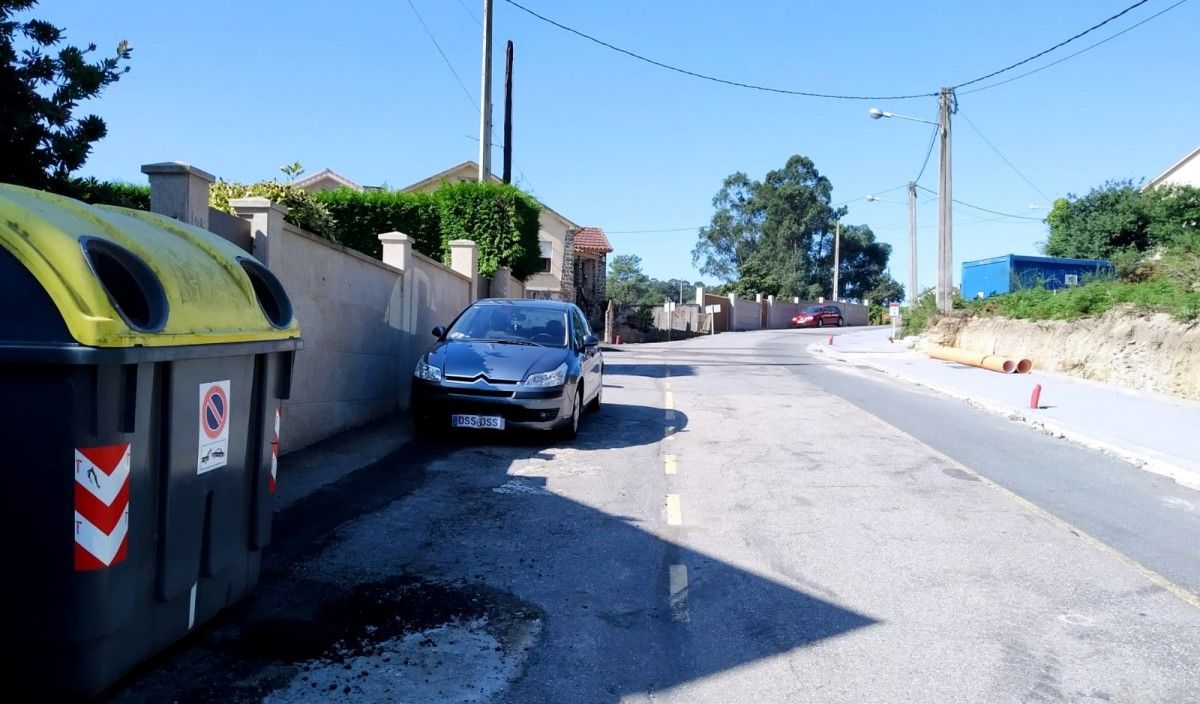 Obra de la carretera provincial en Campelo con aceras solo por un lateral