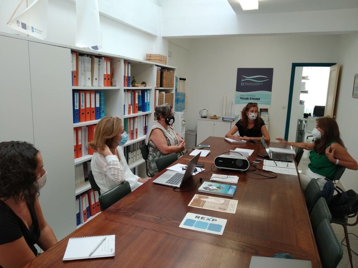 Reunión en Marín de representantes dos GALP para a organización do congreso