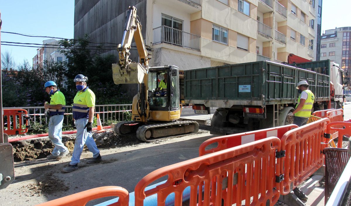 Obras de reforma da rúa Loureiro Crespo