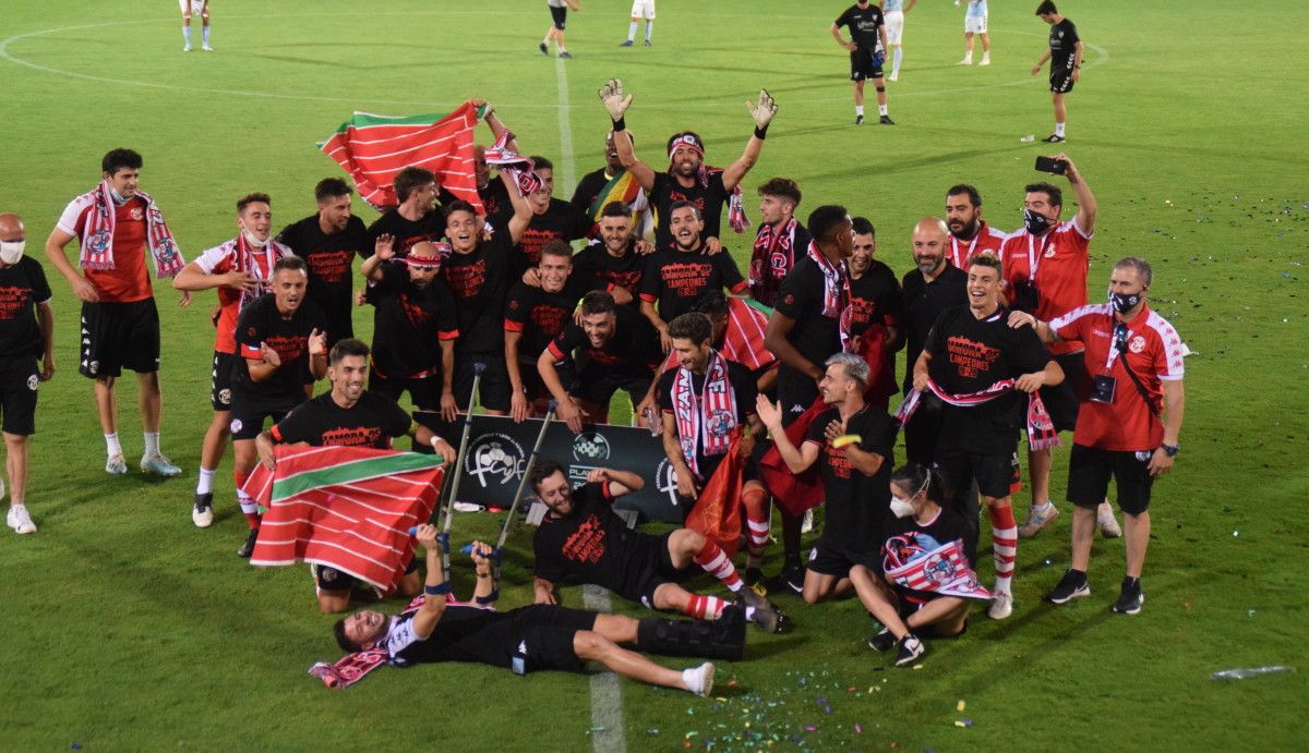 O Zamora celebra o seu ascenso a Segunda B