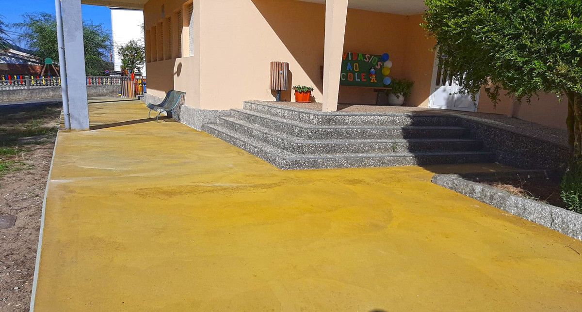Concluye la mejora del colegio San Juan Bautista de Cerdedo