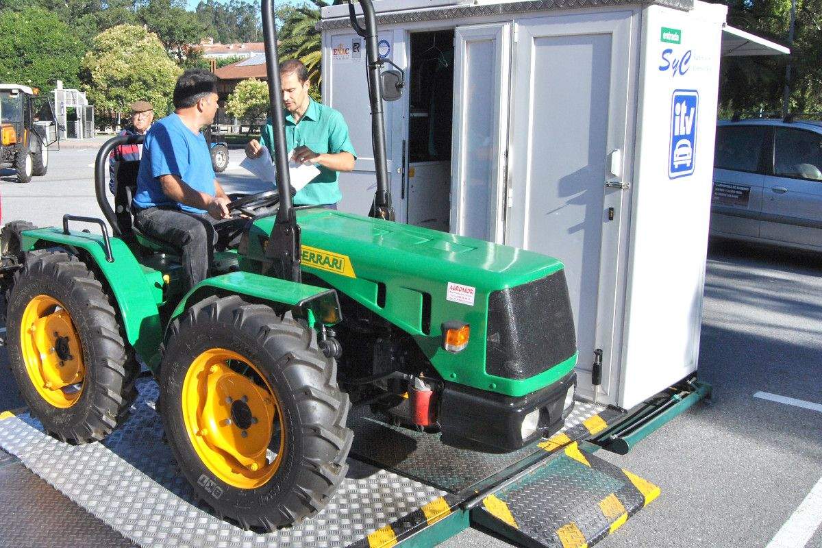 Estación Móbil de Inspección de Vehículos Agrícolas