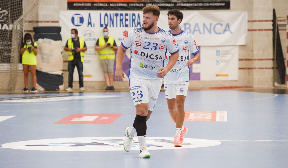 Partido entre Cangas e o Cisne no Gatañal
