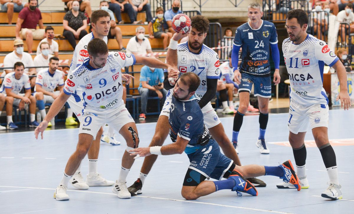 Partido entre Cangas e o Cisne no Gatañal