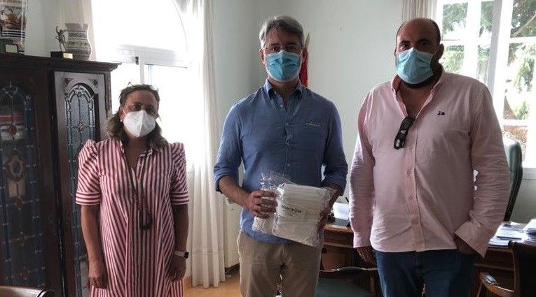 O Grove recibe unha doazón de 1.000 máscaras de Myagal