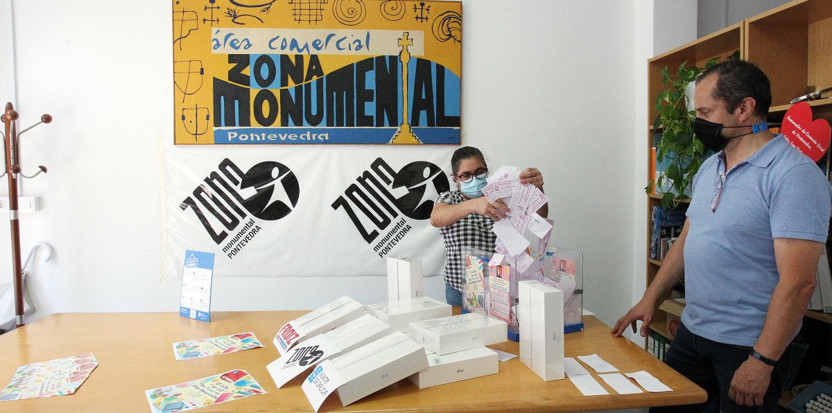 Sorteo da campaña da volta ao cole do CCU Zona Monumental