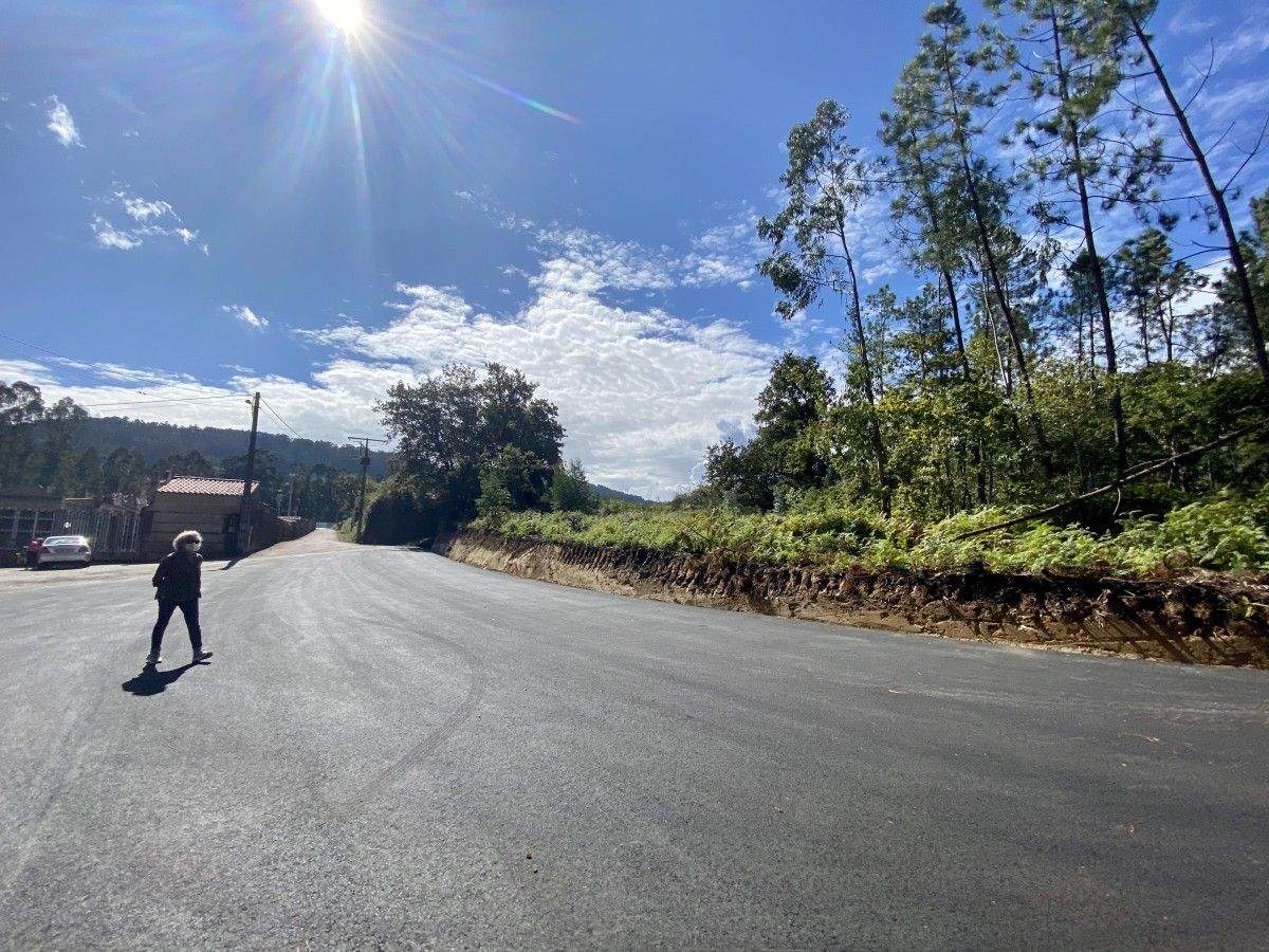 Estrada que une A Brea e Ameal