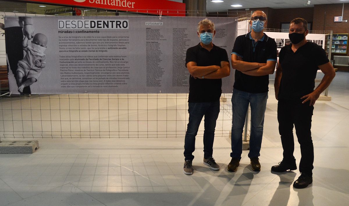 A mostra 'Desde dentro. Miradas do confinamento' instalada na Facultade de Ciencias Sociais