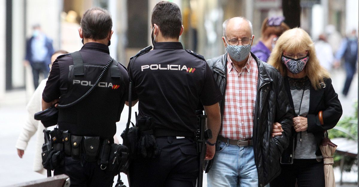 La Policía Nacional vigila el cumplimiento de las normas sanitarias
