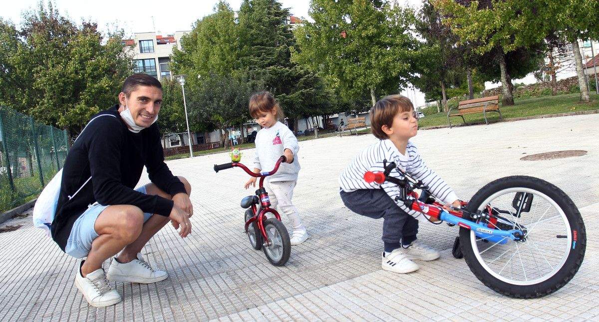 El cordobés Jesús Berrocal continúa viviendo en Pontevedra con su familia después de desvincularse del Pontevedra CF