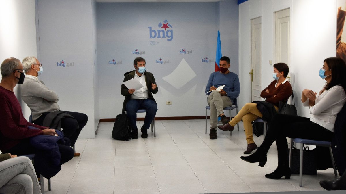 El diputado del BNG Luis Bará muestra su apoyo a la comunidad educativa del IES Sánchez Cantón e IES Valle Inclán por un bachillerato 100 % presencial
