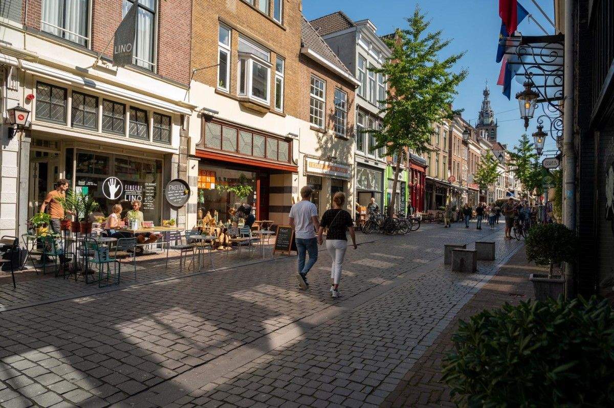 El pontevedrés Fran Casariego regenta el restaurante Fingerz y el hotel Lino en Nijmegen