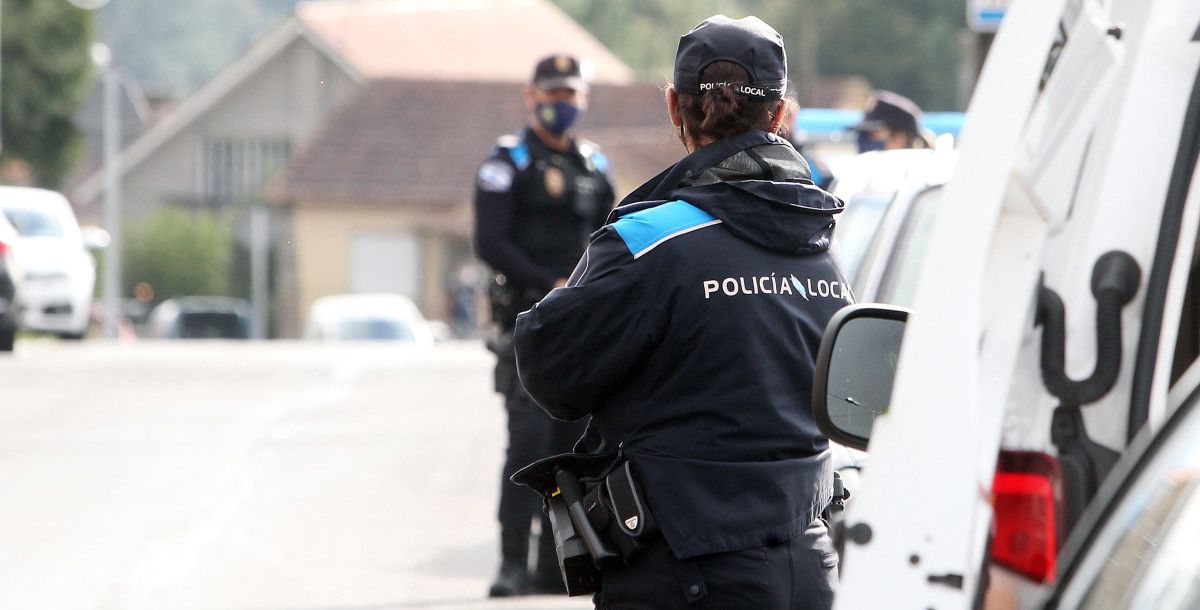 Axentes da Policía Local de Poio