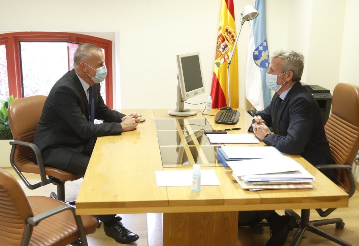 Jorge Cebreiros, presidente da Confederación de Empresarios de Pontevedra, e Alfonso Rueda, vicepresidente primeiro da Xunta