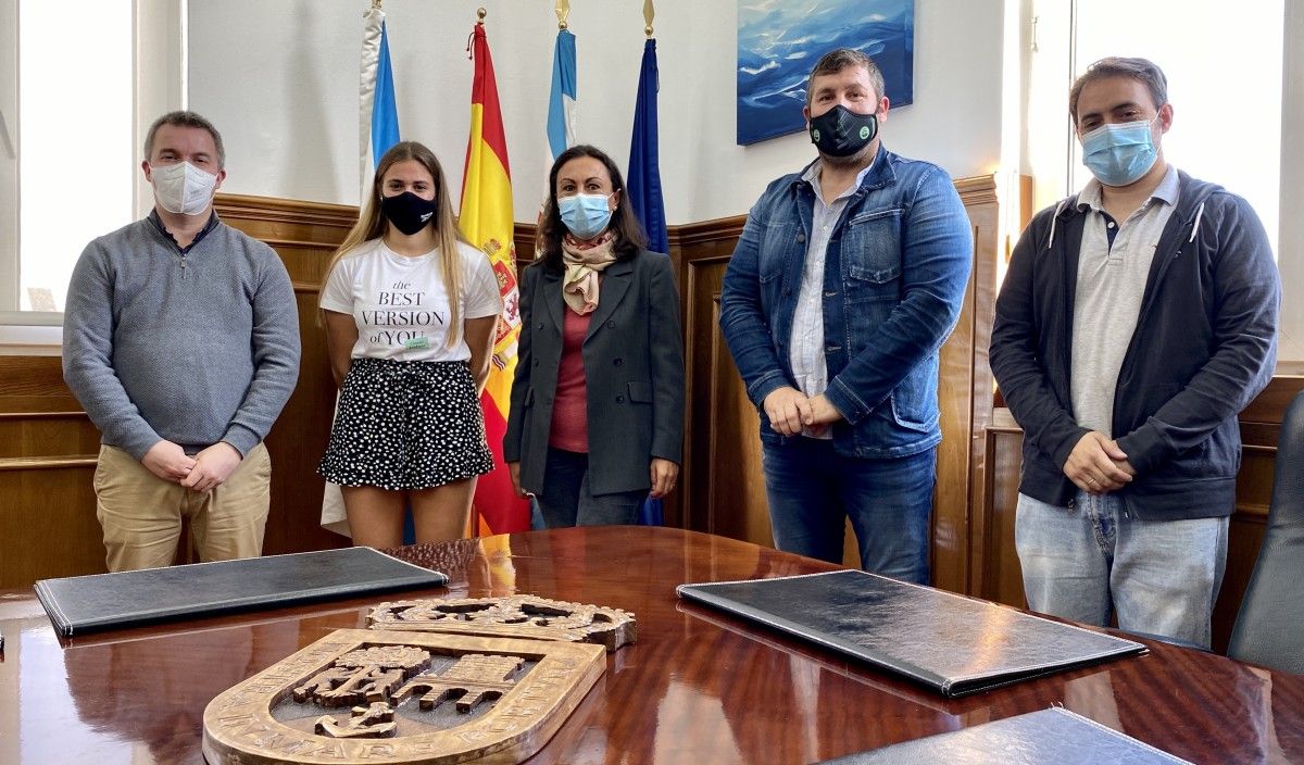 Recepción á padexeira Antía Otero no Concello de Marín