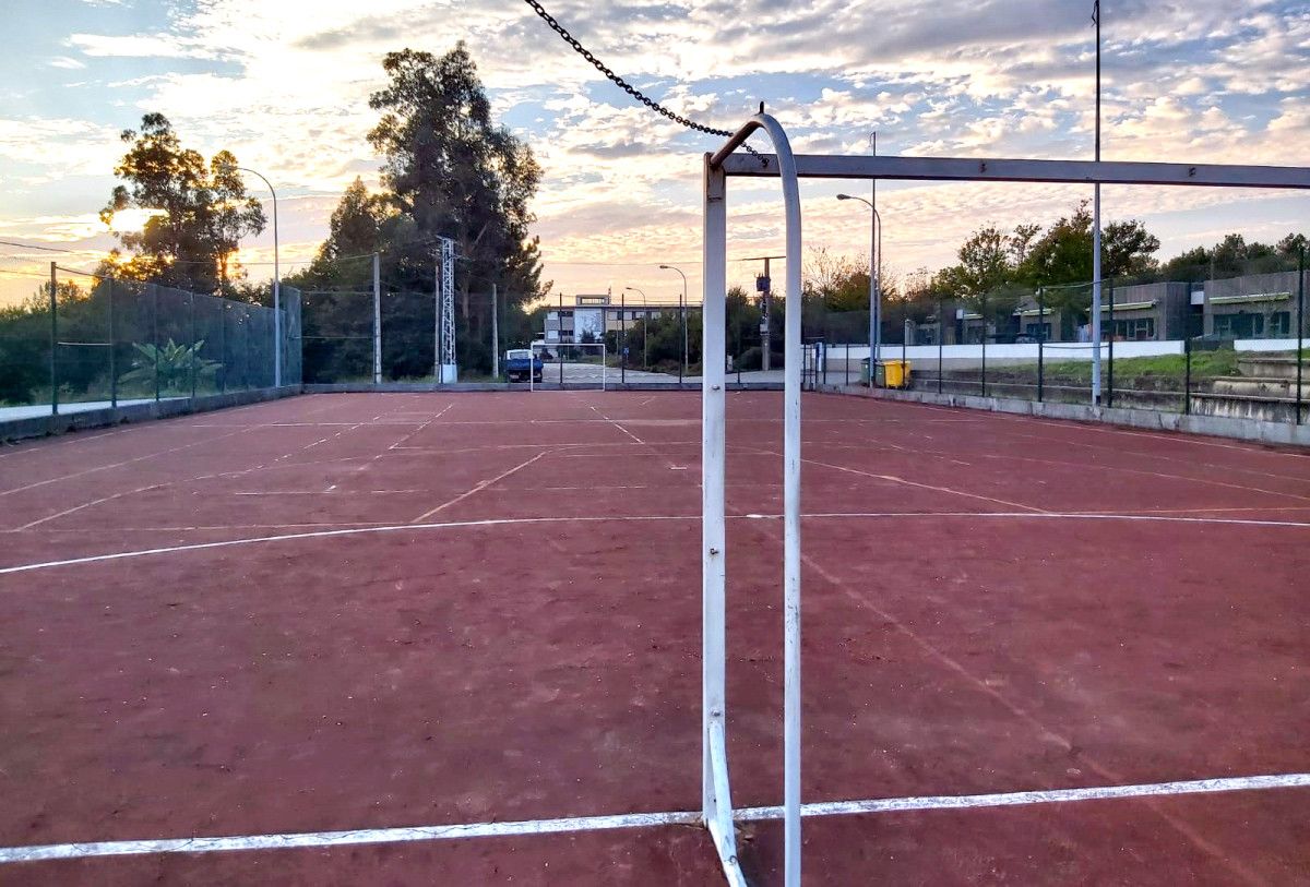 Pista deportiva exterior en Tenorio
