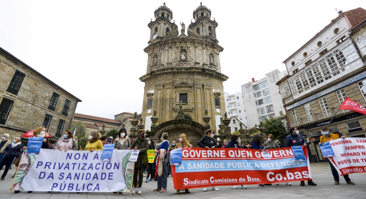 Concentración na Peregrina en defensa da sanidade pública