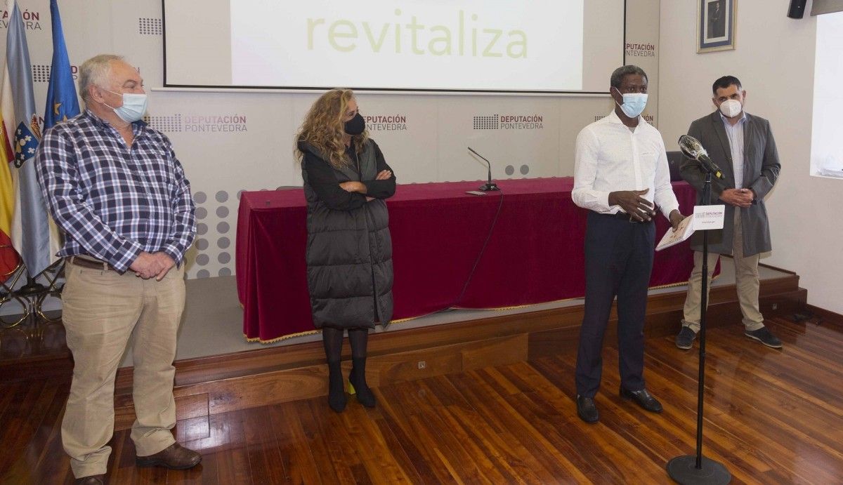 Despedida da delegación de Illa de Príncipe