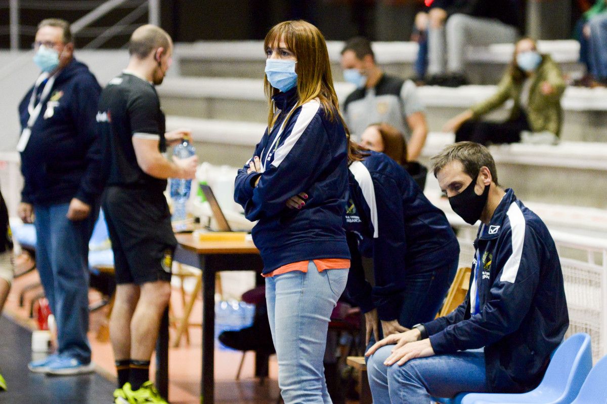 Irene Vilaboa, no partido entre o Teucro e o Atlético Novás no Pavillón Municipal