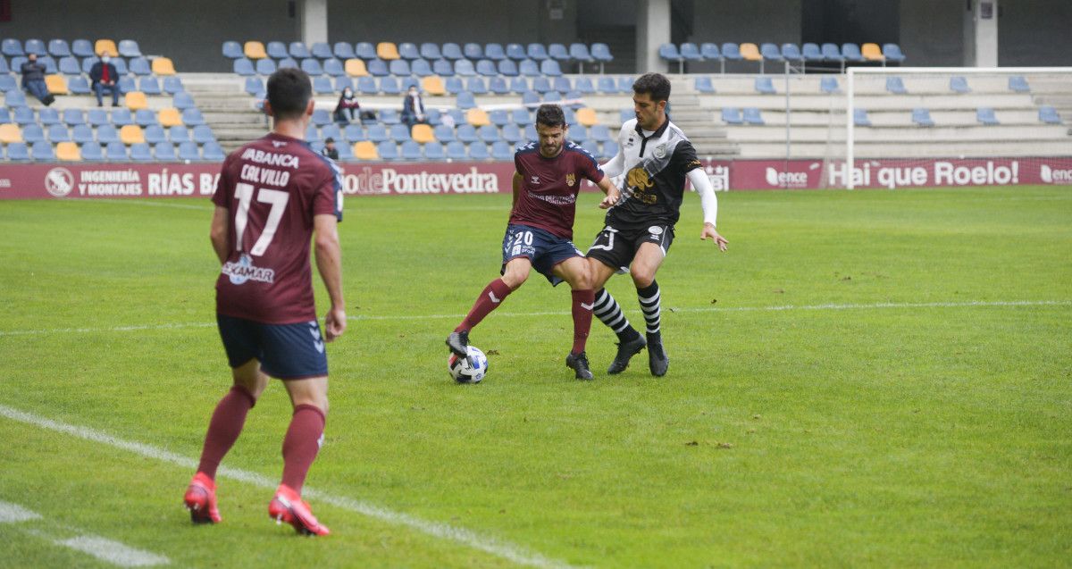 Partido de liga entre Pontevedra y Unionistas en Pasarón