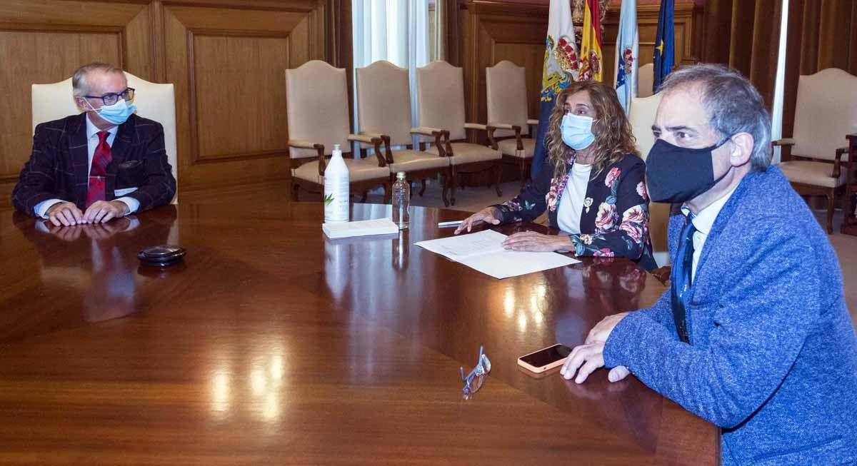 Sinatura do convenio entre a Deputación e o CSIC polo Pazo de Liñares