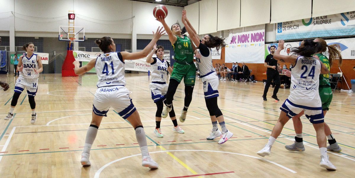 Partido de Liga Femenina 2 entre el Arxil y el Baxi Ferrol en el CGTD