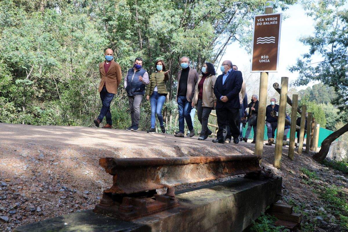 Visita da conselleira á Vía Verde do Salnés