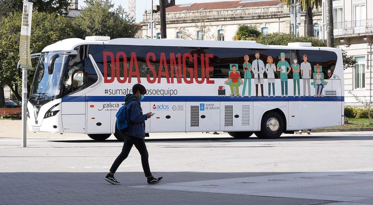 Autobús de la Axencia de Doazón de Órganos e Sangue-ADOS