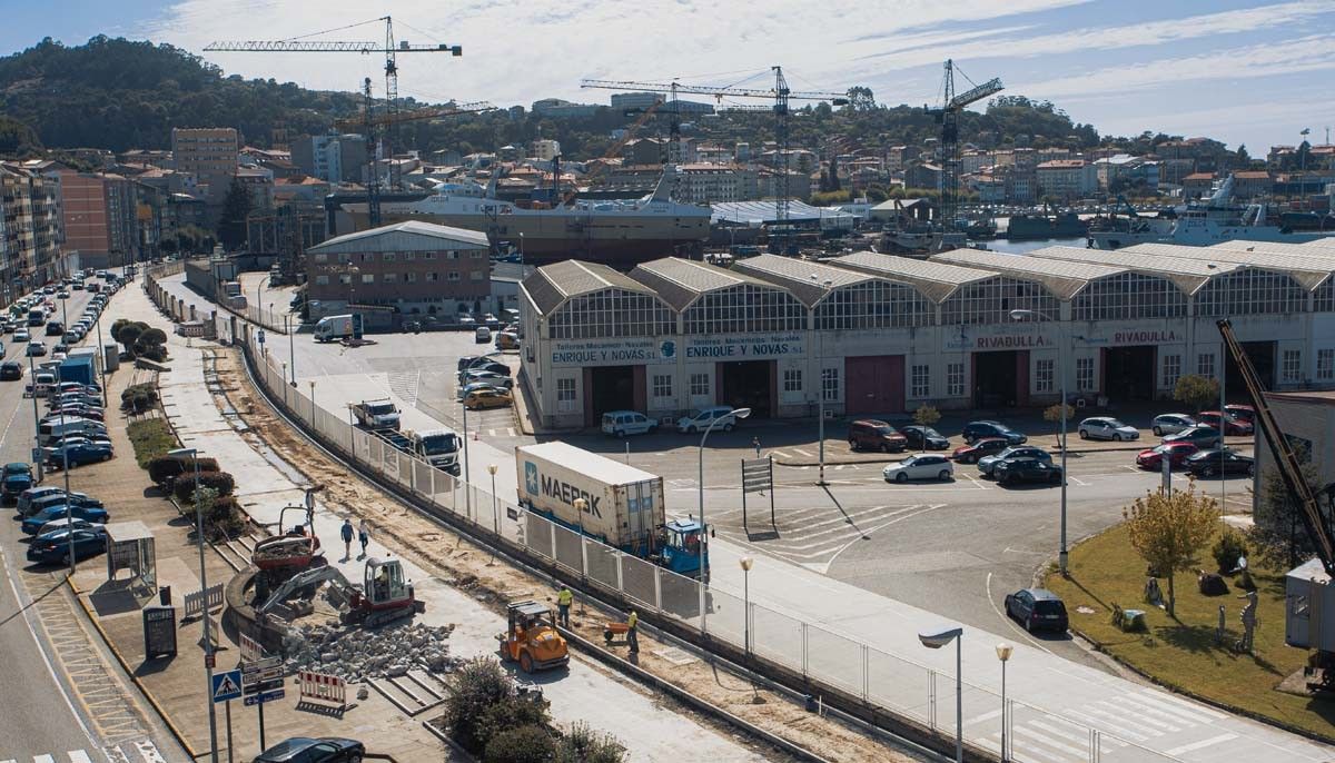 Obras de reforma urbana na Avenida de Ourense