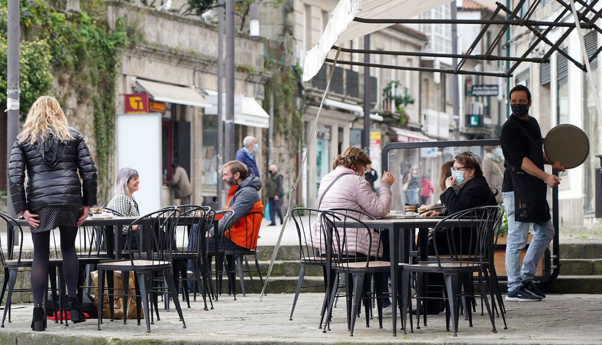 Terraza dun establecemento de hostalería en Pontevedra
