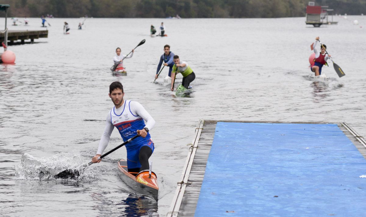 VI Trofeo Internacional Rías Baixas de piragüismo en el embalse del Pontillón do Castro