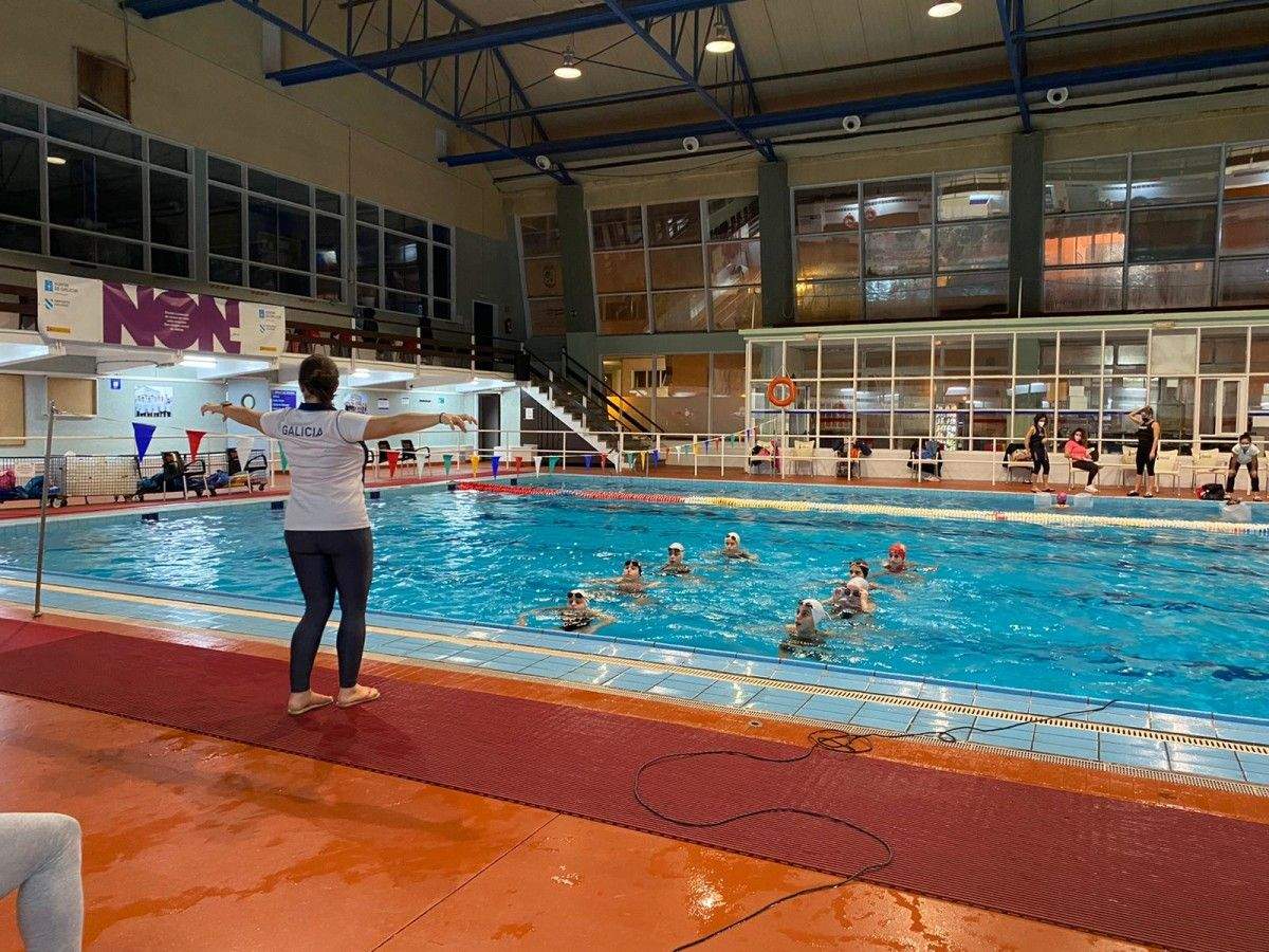 Xornadas de tecnificación de natación artística organizadas pola Fegan